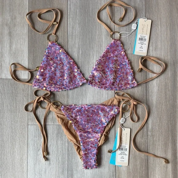 Beach Bunny Bikini - Picture 1 of 4